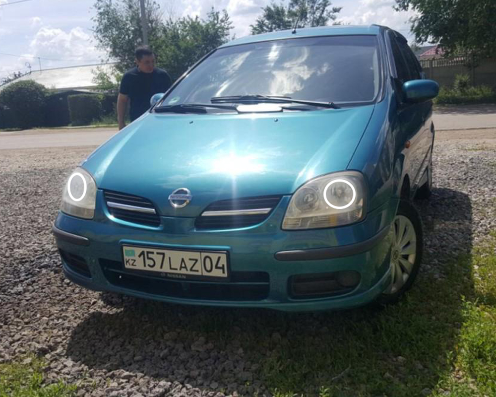 Ангельские глазки на Nissan Tino 1998-2003