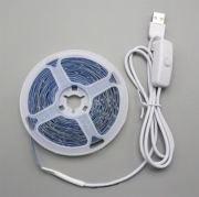   Светодиодная лента SMD 2835 (60 LED/M) IP22 с выключателем USB 5V DC ( Белая 6000K ) - 3 метра (копия)