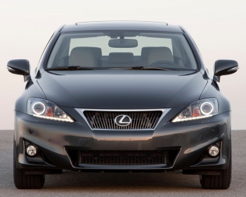   Ангельские глазки на Lexus IS 2 2010-2013