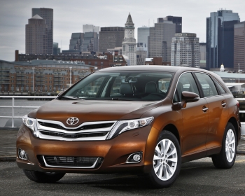   Ангельские глазки на Toyota Venza