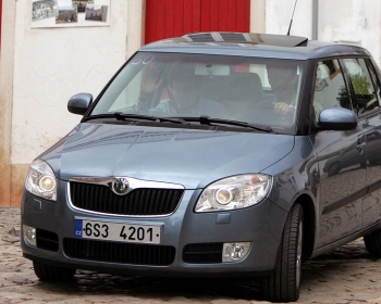   Ангельские глазки на Skoda Fabia 2 2010-2015