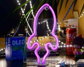   Настенный неоновый светильник "Ракета" розовый DLED
